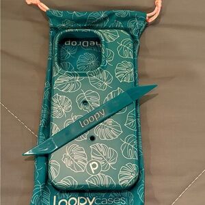 Loopy Case Teal Leaf Pattern Phone Case